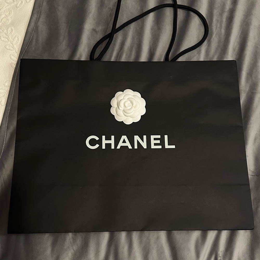 Bag chanel size large authentique